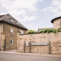 Weingut Petershof، فندق في آلتزي