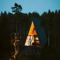 PAN Treetop Cabins, hotel u gradu 'Åsnes'