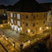 Aija Residences, viešbutis mieste Abudža