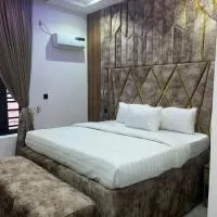 Keneuro hotel & suites, hotel u gradu 'Lagos'