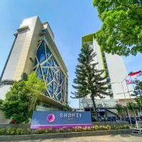 Shakti Hotel Bandung、バンドンのホテル