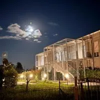 Marinella House, מלון בסרזאנה