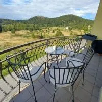 Apartman ZARA - Fužine, hotel u gradu Vrata