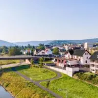 Hotel Straubs Schöne Aussicht, hotel di Klingenberg am Main