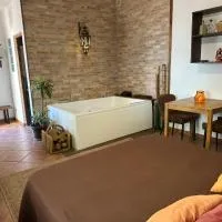 Félix में, होटल Romántico estudio rodeado de naturaleza con jacuzzi gigante
