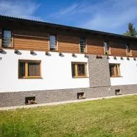 Apartmány pri Jaskyni - Bystrá: Bystrá şehrinde bir otel