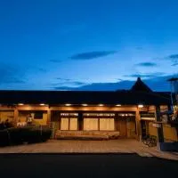 Hitoyoshi Shinjo no Yado, hotel v destinaci Okoba