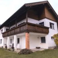 Jagerheim Apartments Flattach โรงแรมในฟลาทอาค