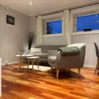 Leilighet for korttidsleie، فندق في أوتا