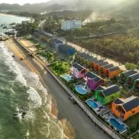 Trân Châu Beach & Resort، فندق في با ريا
