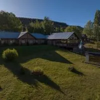 El Hostal del Rio, готель у місті Алуміне