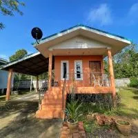 Sai Rung Farmstay สายรุ้ง ฟาร์มสเตย์, hotel en Ban Huai Yung