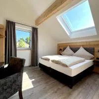 Landgasthaus zur Linde, hotel en Pleiskirchen