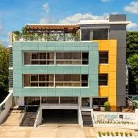 Hotel Stay Here Suites, готель у Санто-Домінго