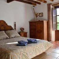 Casa Rural Ahoraya, hotell i El Colmenar