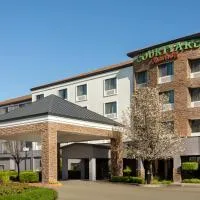 Courtyard by Marriott Roseville Galleria Mall/Creekside Ridge Drive, hotel v destinácii Roseville