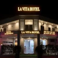 La Vita Hotel: Ấp Bàu Bàng şehrinde bir otel
