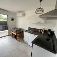 STUDIO CHARMANT à 10 MIN DES PLAGES, hotel a Cauro
