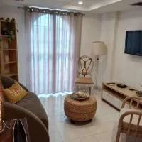 Hermoso apartamento amoblado y decorado, hotel em Maracay