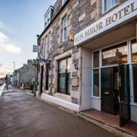 The Ben Mhor Hotel, Bar & Restaurant โรงแรมในแกรนทาวน์ออนสเปย์