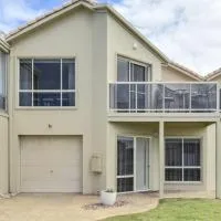 2 6 Germein Court Panayil BeachHouse ! Stunning Ocean Views!, hotell sihtkohas Port MacDonnell