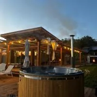 Aurorae Residence, hotel di Recaş