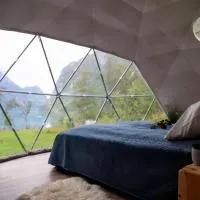 Olden Glamping - One with nature, hotel em Stryn