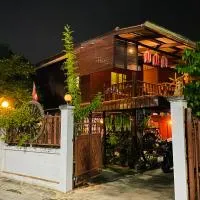 Banthai Guesthouse, hotel a Phetchaburi