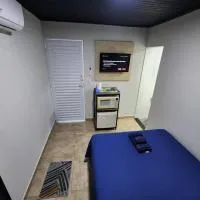 Quarto mobiliado, hotel u gradu Lins