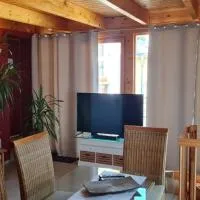 Ferienwohnung Blumenberg, hotel u gradu Štasfurt