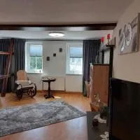Ferienwohnungen Janine EG und Angelina OG, hotel di Bad Frankenhausen