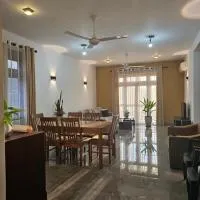 Lakeview Apartment with Modern Interior and Facilities, hotel v destinaci Battaramulla