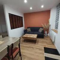 Appartement cosy à Chamagne, hotel en Chamagne