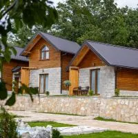 Etno selo Tačevine, hotel en Nikšić