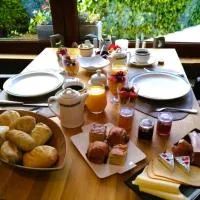 Viesnīca Hotel Au Coeur de Lacuisine pilsētā Florenvila