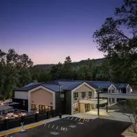 The Inelle, Oakhurst Yosemite, a Tribute Portfolio Hotel, hotel i Oakhurst