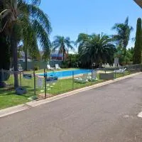 Billabong Motel, מלון בגונדה