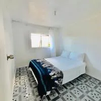 Tonga Airport Cottage - Private Double Room with shared bathroom, hotel u gradu Fua‘amotu