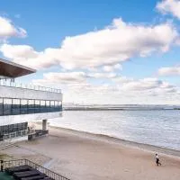 Pirita Beach Studio with Parking, hotel di Tallinn