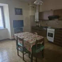 Casa Vicolo ai Campi، فندق في Ardesio