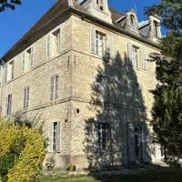 Le Prieuré de Beaupré - Proche Besançon, ξενοδοχείο σε Roche-lès-Beaupré