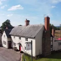 The Red Lion, Madley, hotel Herefordban