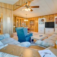 2 Mi to Lake Havasu Pet-Friendly Home with Grill!, hotel blizu aerodroma Lake Havasu City - HII, Lejk Havasu Siti