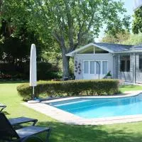 케이프타운에 위치한 호텔 High Hedges Guest Suites Constantia
