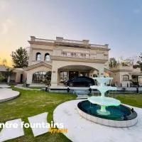 Emerald Villa Swat by Khan Familia Travels، فندق في سوات