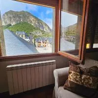 Apartamentos 3000 Escarrilla, hotel din Escarrilla