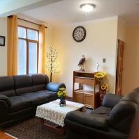 Central Stay Departamentos, hotel perto de Juan Mendoza Airport - ORU, Oruro