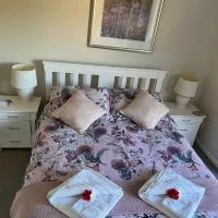 Robyn's Nest - Bed and Breakfast, hotel Tewantinban