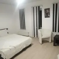 Готель Ланцелот, Hotel Lancelot, готель Ланселот, hotel in Novoyavorivsk
