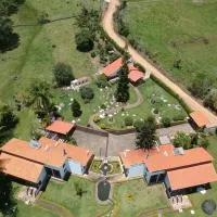 Hotel MACA lago calima – hotel w mieście Calima